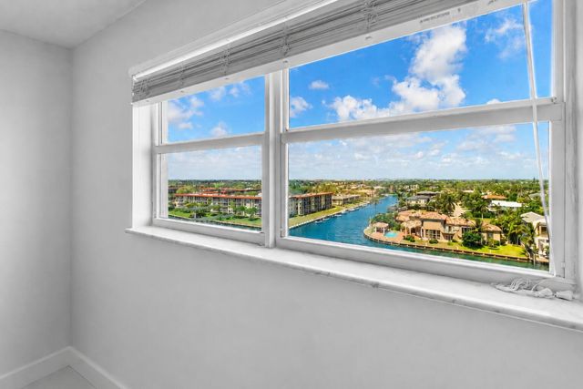 1160 Hillsboro Mile 803, Hillsboro Beach, FL 33062