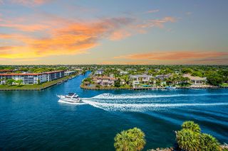 1160 Hillsboro Mile 803, Hillsboro Beach, FL 33062
