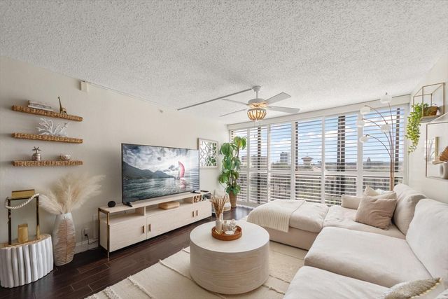 255 DOLPHIN POINT 508, Clearwater Beach, FL 33767