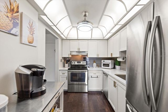 255 DOLPHIN POINT 508, Clearwater Beach, FL 33767