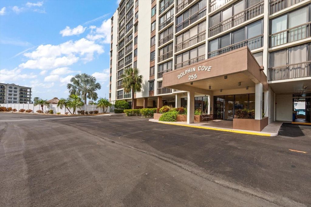 255 DOLPHIN POINT 508, Clearwater Beach, FL 33767