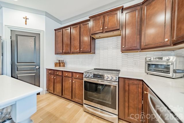 15215 Colonial Park Drive, Huntersville, NC 28078