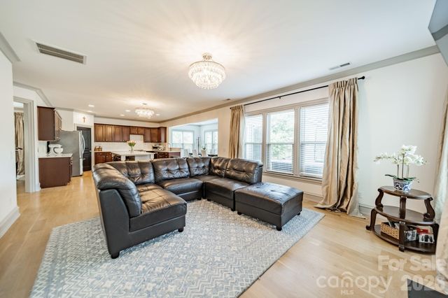 15215 Colonial Park Drive, Huntersville, NC 28078