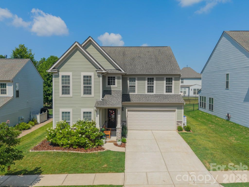 15215 Colonial Park Drive, Huntersville, NC 28078