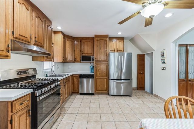 2563 Woodhull Avenue, Bronx, NY 10469
