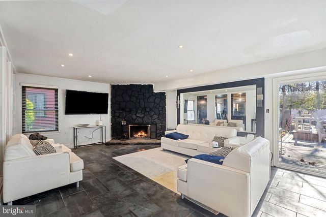 16 DEL SOL PL, Sicklerville, NJ 08081