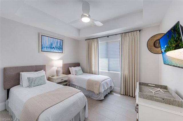 1030 3rd AVE S 216, Naples, FL 34102