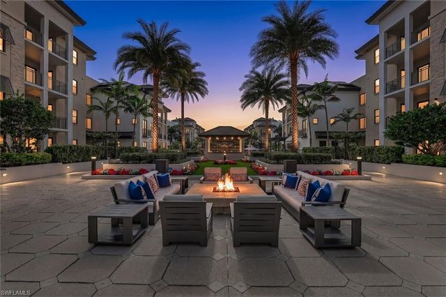 1030 3rd AVE S 216, Naples, FL 34102