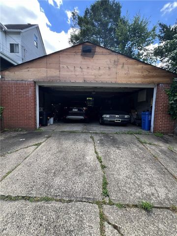 2920 Chester St, Mckeesport, PA 15132