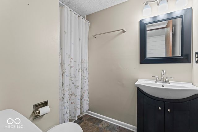 8820 Deer Run Court, Indianapolis, IN 46256