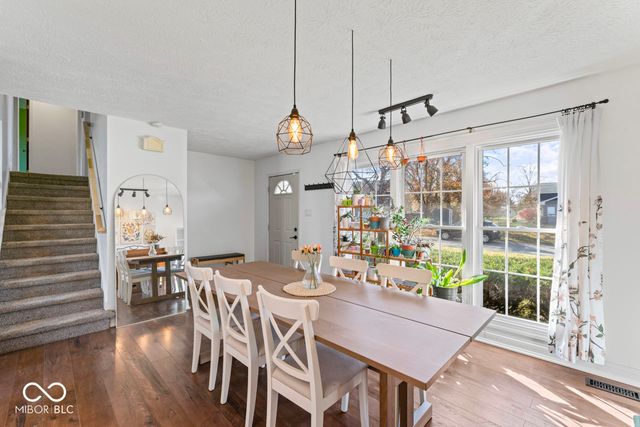 8820 Deer Run Court, Indianapolis, IN 46256