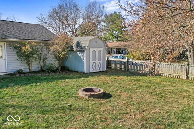 8820 Deer Run Court, Indianapolis, IN 46256