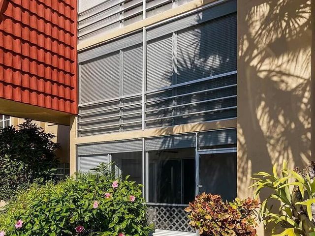 22615 SW 66th Avenue 101, Boca Raton, FL 33428