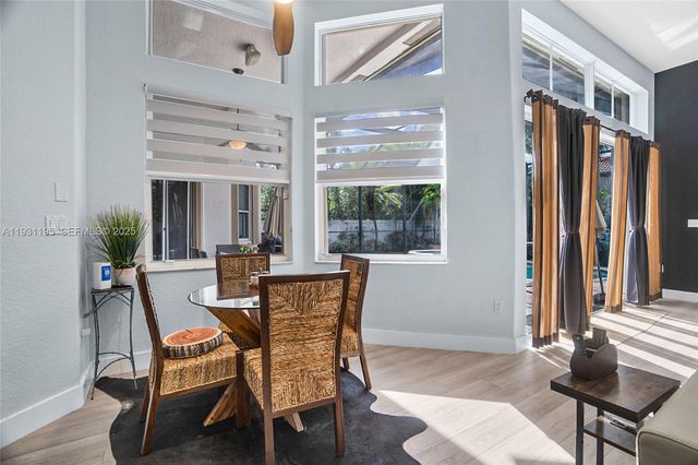 976 SW 159th Way, Pembroke Pines, FL 33027