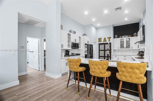 976 SW 159th Way, Pembroke Pines, FL 33027