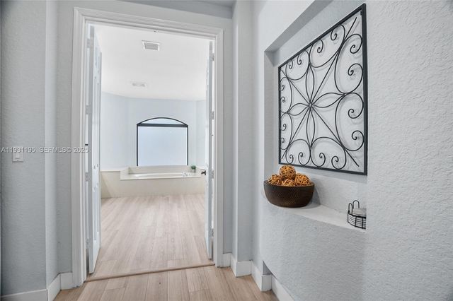 976 SW 159th Way, Pembroke Pines, FL 33027