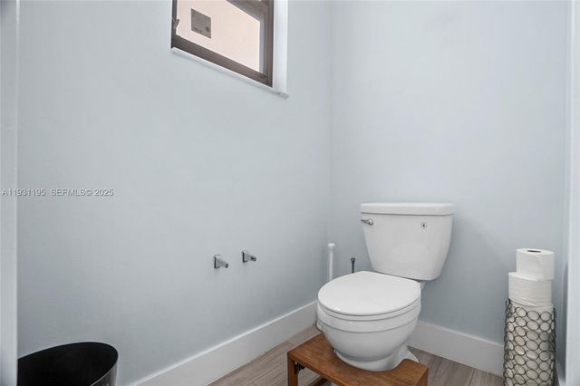 976 SW 159th Way, Pembroke Pines, FL 33027