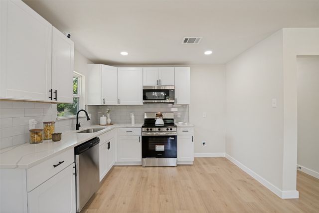 1302 Marion Drive, Garland, TX 75042