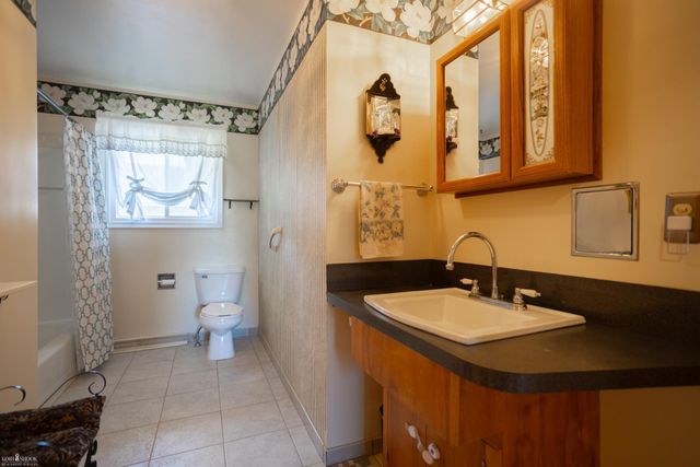 9960 E Newburg Road, Vernon Twp, MI 48429