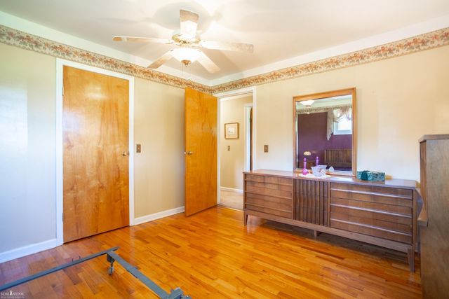 9960 E Newburg Road, Vernon Twp, MI 48429