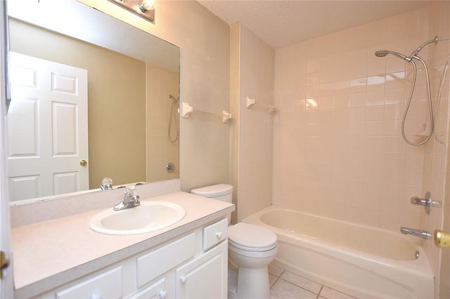 2426 COLONEL FORD DRIVE, Lakeland, FL 33813