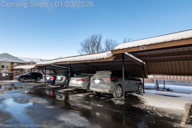 1585 Harbour Boulevard 166, Trenton, MI 48183