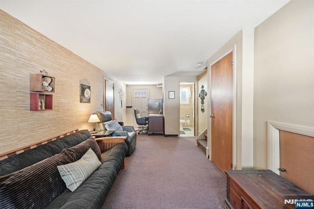 33 Kennedy Terrace, Westwood, NJ 07675