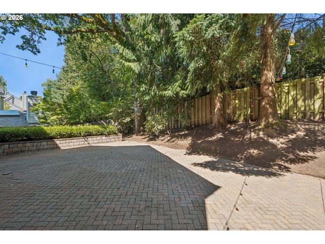 5633 Sw KRUSE RIDGE Dr, Portland, OR 97035