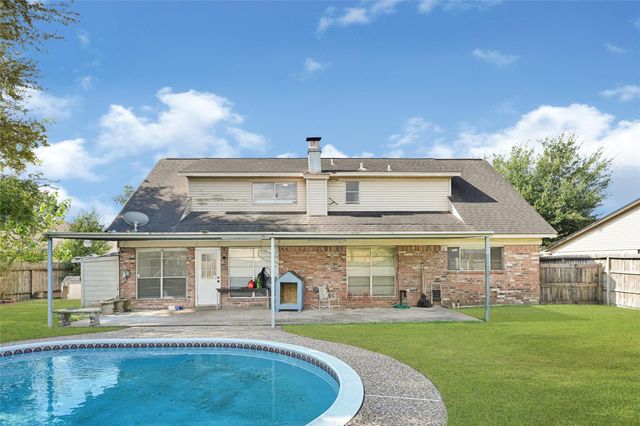3911 Thistlewood Drive, Pasadena, TX 77504