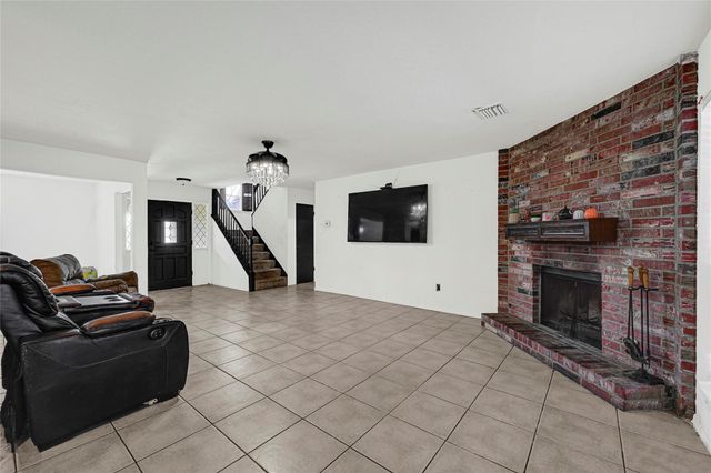 3911 Thistlewood Drive, Pasadena, TX 77504