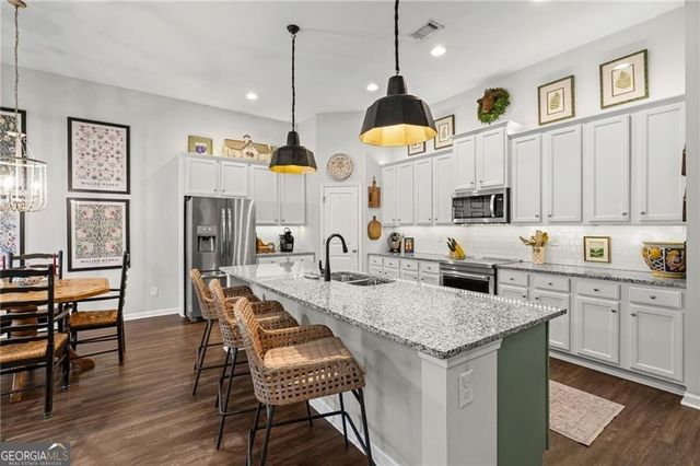 14 Frost Cove, Hoschton, GA 30548