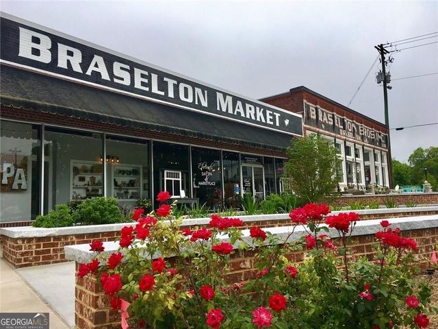 14 Frost Cove, Hoschton, GA 30548