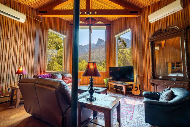 54950 Forest Haven Drive, Idyllwild, CA 92549