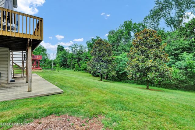 9206 Newbury Ct, Prospect, KY 40059