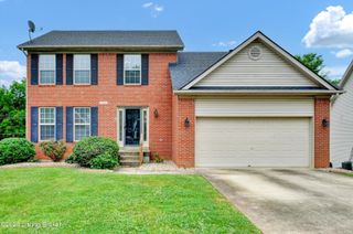 9206 Newbury Ct, Prospect, KY 40059