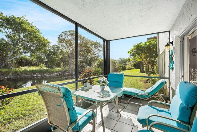 13518 Sabal Palm Court B, Delray Beach, FL 33484