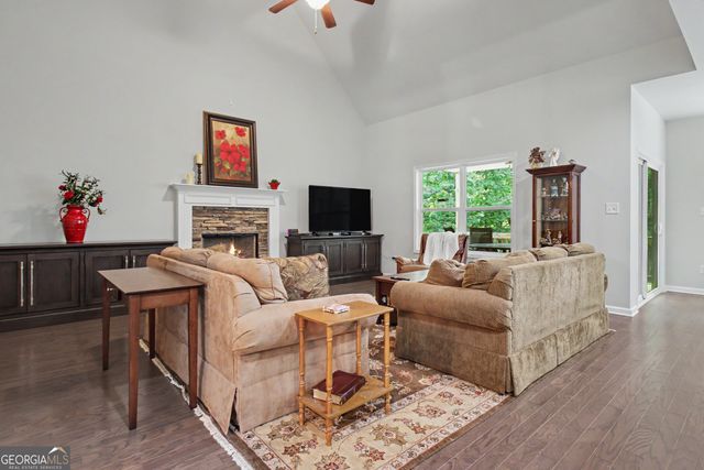 138 Old Bailey Farms Drive, Senoia, GA 30276