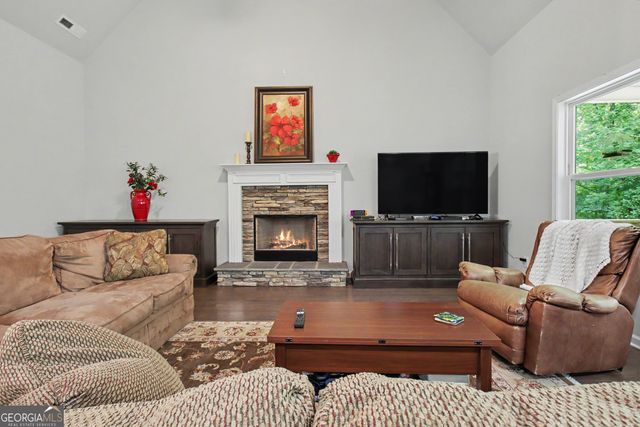 138 Old Bailey Farms Drive, Senoia, GA 30276