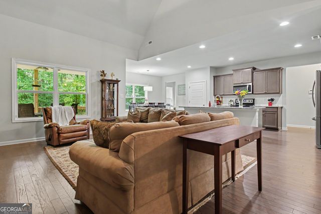 138 Old Bailey Farms Drive, Senoia, GA 30276