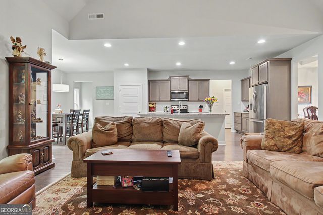 138 Old Bailey Farms Drive, Senoia, GA 30276