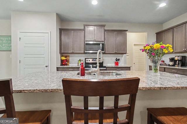 138 Old Bailey Farms Drive, Senoia, GA 30276