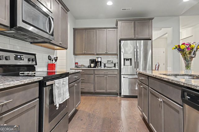 138 Old Bailey Farms Drive, Senoia, GA 30276