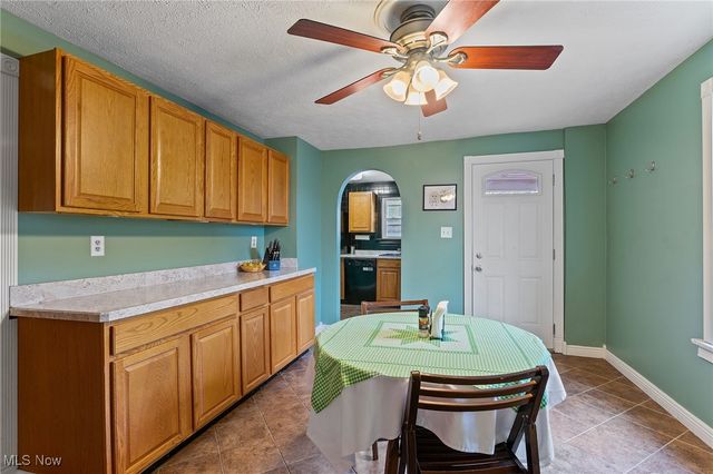 217 Churchill Road, Girard, OH 44420