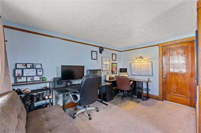 217 Churchill Road, Girard, OH 44420