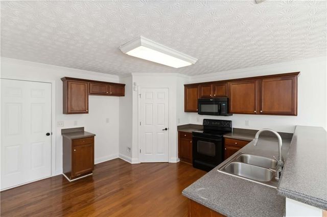 10224 Hemlock Way, Jonesboro, GA 30238