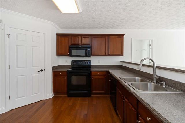 10224 Hemlock Way, Jonesboro, GA 30238