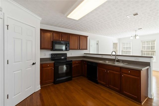 10224 Hemlock Way, Jonesboro, GA 30238