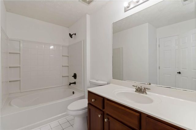 10224 Hemlock Way, Jonesboro, GA 30238