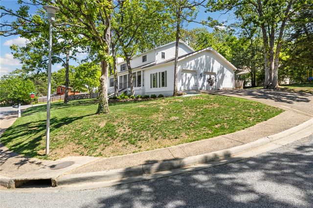 2386 N Azalea Terrace, Fayetteville, AR 72703