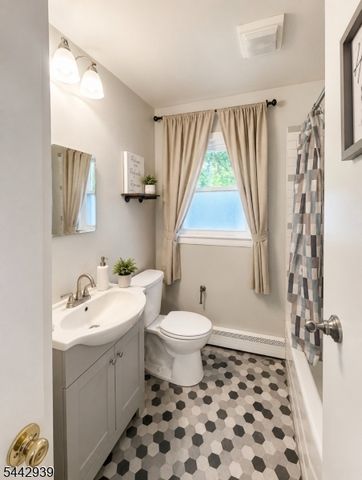 207 Platt Ave, Wrightstown Boro, NJ 08562